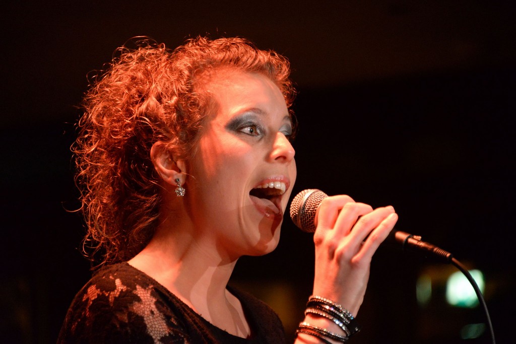 ../Images/Heel Noordwijkerhout zingt Hazes 175.jpg